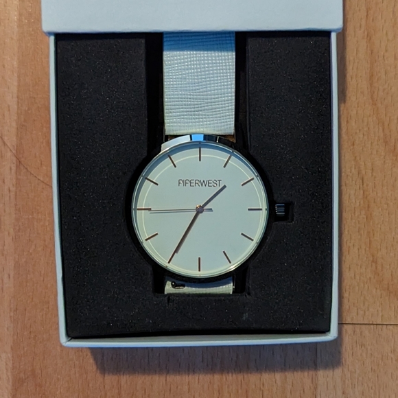 NWOT Piperwest Watch Leather strap - Picture 3 of 3